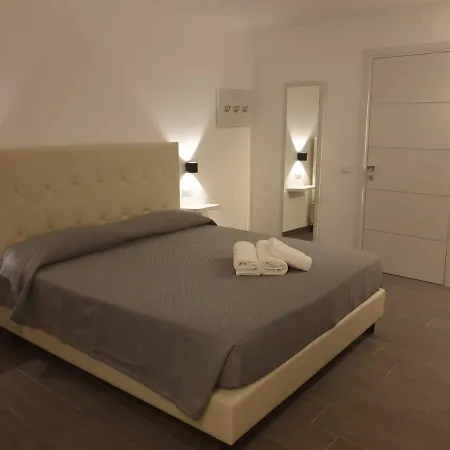 Cavour Guest house *