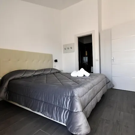 Cavour Guest house *